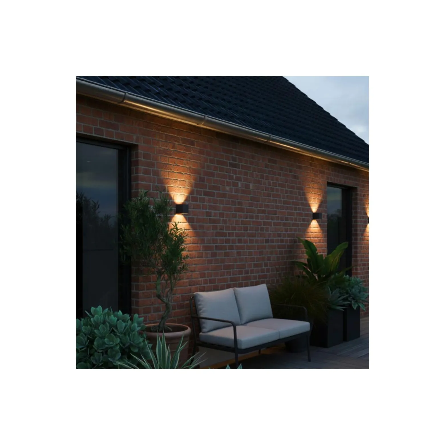 D'Lite Vägglampa Elingen Svart Up & Down 4.9W 480lm - 830 Varm Vit | IP65