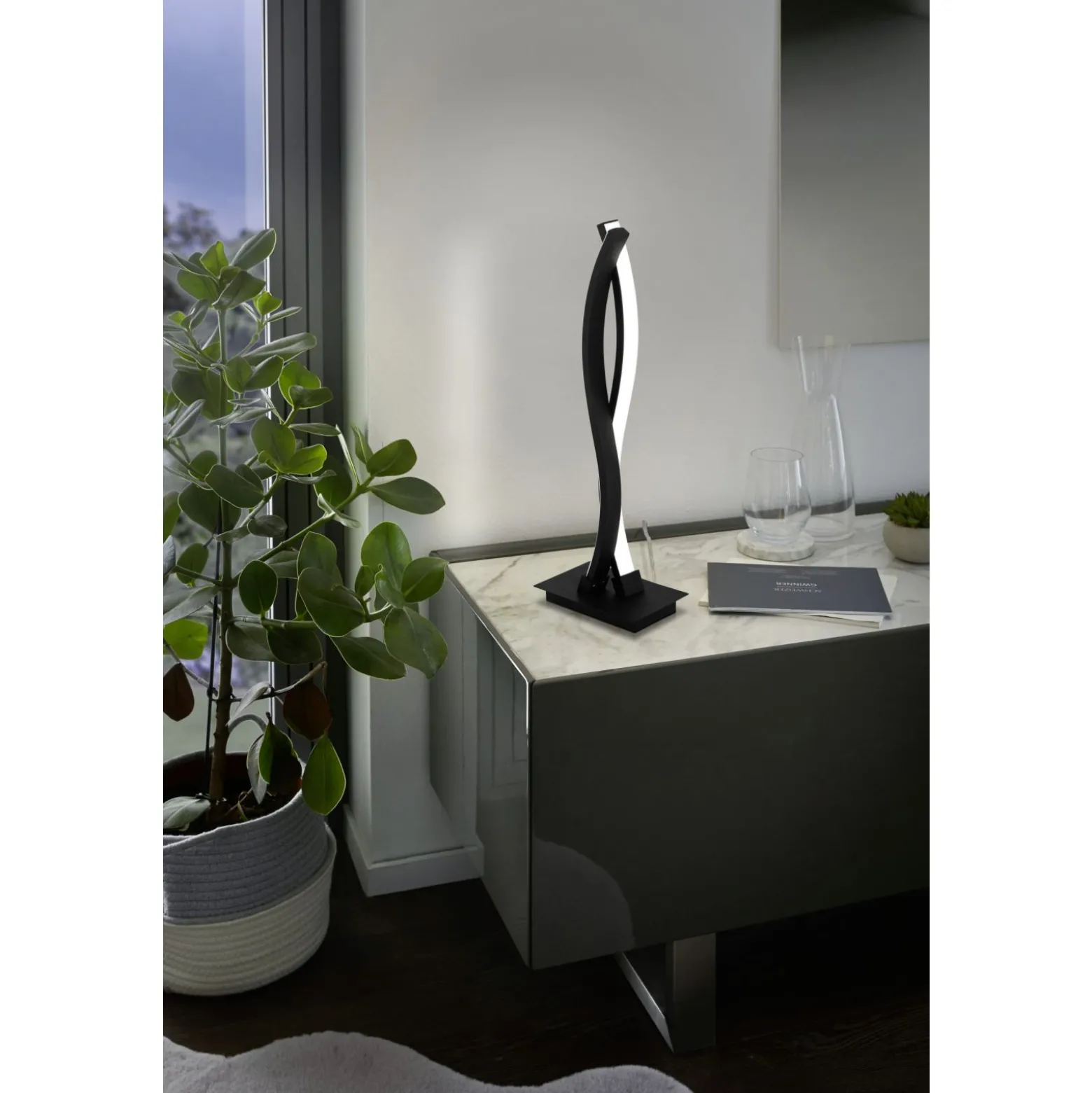 Eglo Bordslampa Lasana 3 Stål Svart 5W 720lm - 830 Varm Vit