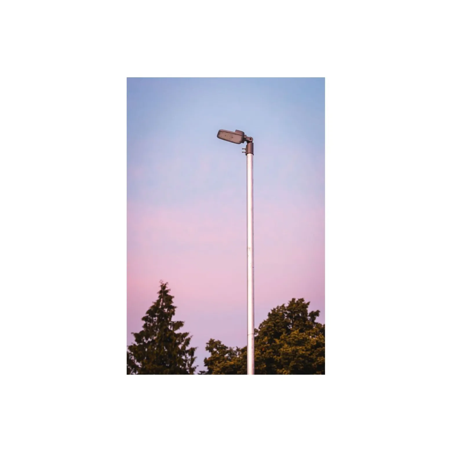 Ledvance LED Gatubelysning Urban Lykta Grå 45W 6075lm 165x65D - IP66 - Asymmetrisk