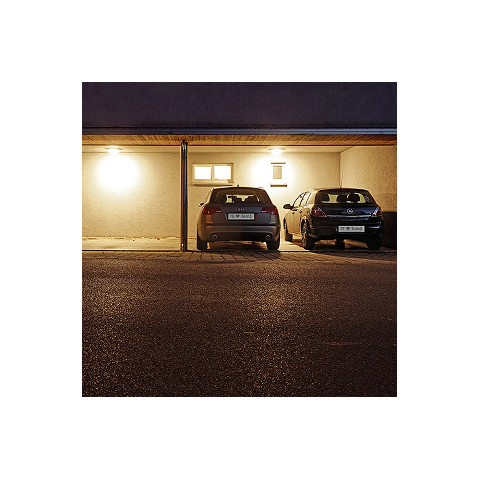 THORNeco LED Plafond TOM VARIO Svart 20W 2000lm - 830-840 CCT | 300mm - IP66
